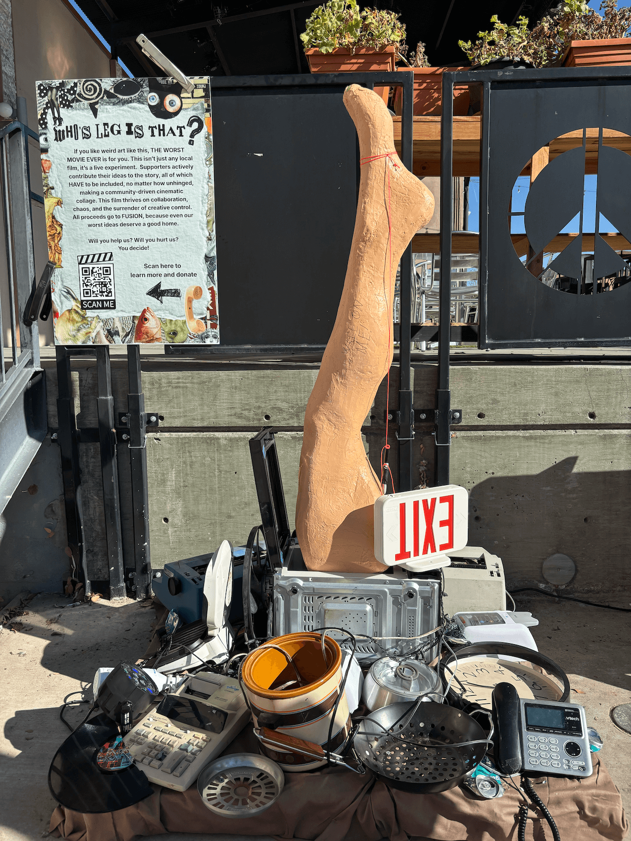 Leg sculpture